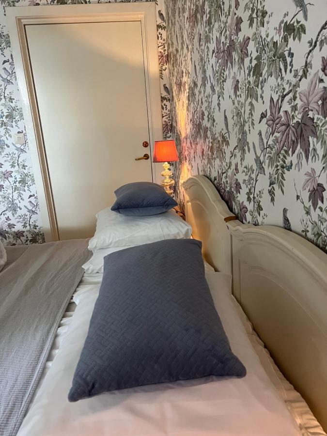Herrgards Hotell Gyllene Haesten Västervik Exteriér fotografie